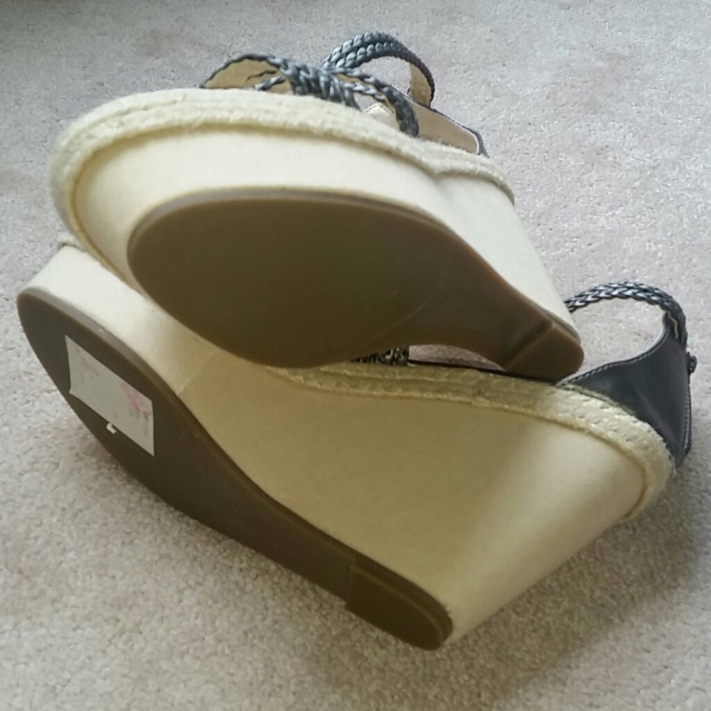 Talbots wedges - Picture 4 of 5
